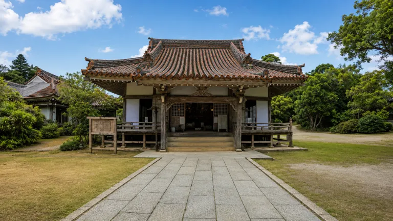 聖地日秀洞と琉球八社の金武宮