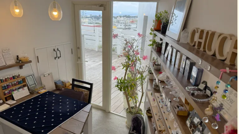 沖縄チュチュうるま店